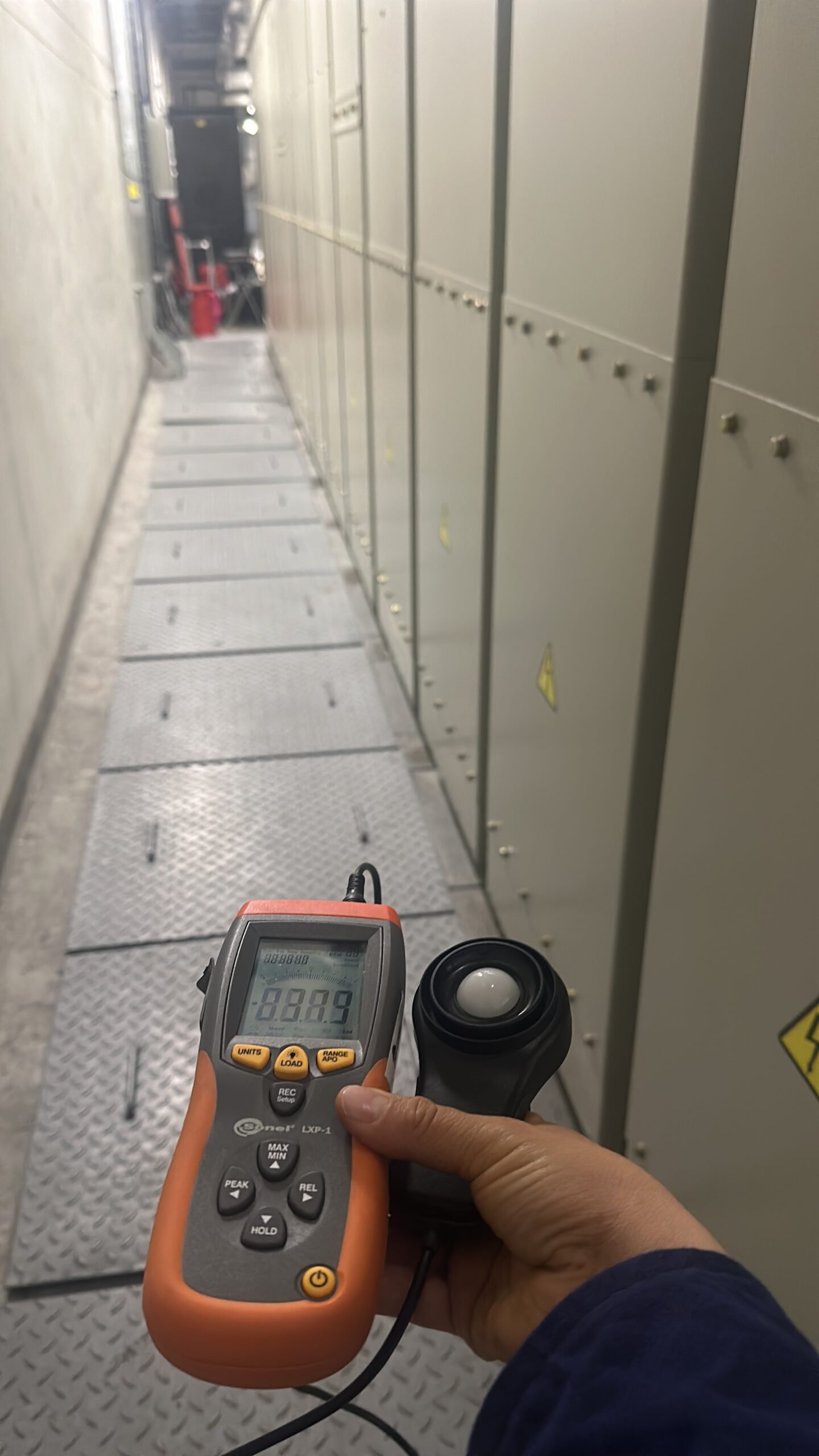 D9492C48-8C2B-4A5F-A0E9-617AD1FD41B4